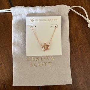 Kendra Scott Rose gold necklace